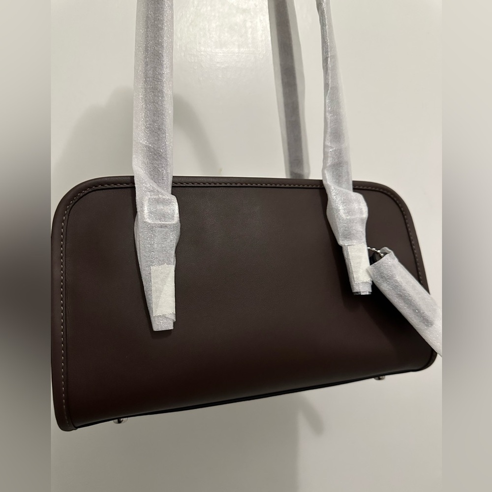 Coach Swing Zip Bag - Picture 6 of 9
